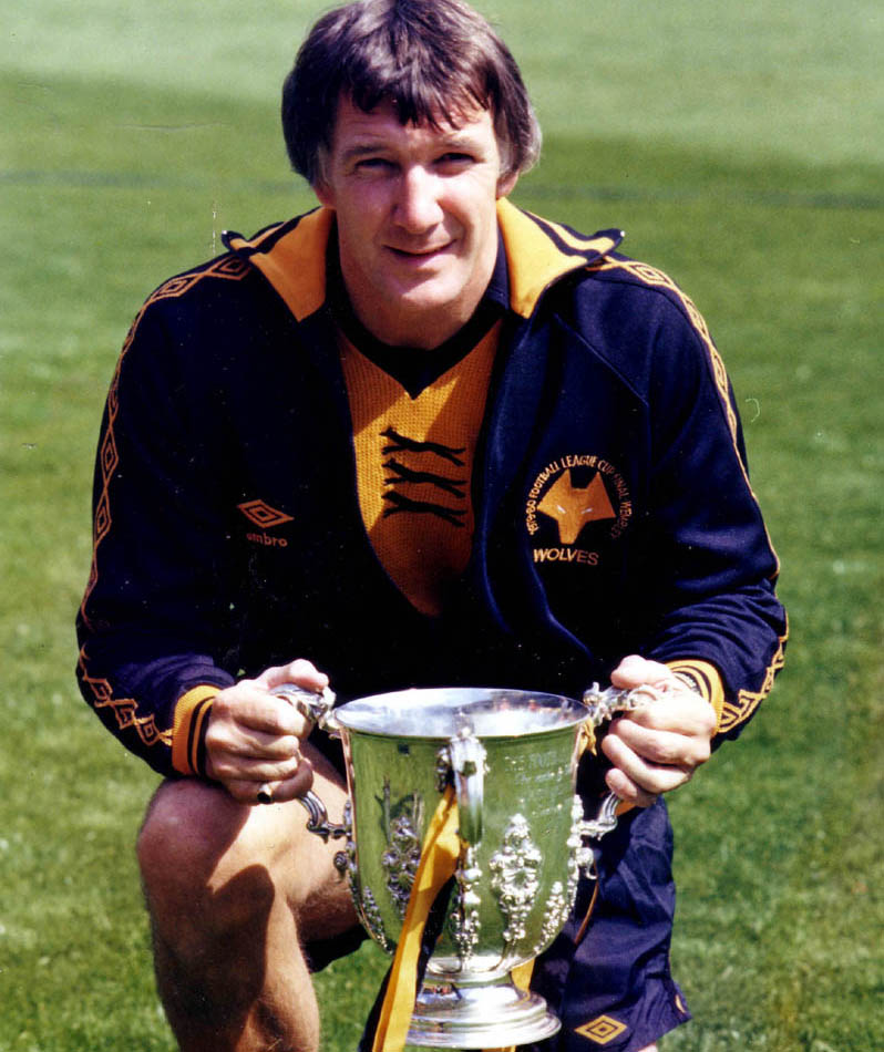 barker-with-league-cup-copy_0