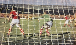 charlton-wolves-sep-54-2